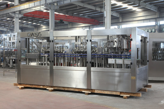 Coca Cola Carbonated Drink Filling Machine , Automatic Bottle Filling Machine
