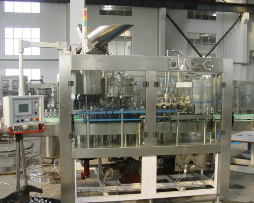 Coca Cola Carbonated Drink Filling Machine , Automatic Bottle Filling Machine