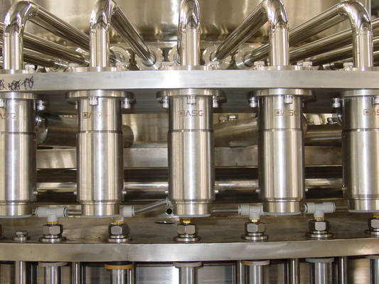 Juice / Ice Tea Hot Filling Machine , 18000BPH Mineral Water Production Line