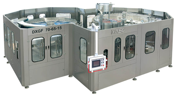 1 つの炭酸塩化された飲み物の充填機 3000BPH - 30000BPH に付き 1 時間 3 つあたりの 15000 本のびんをかわいがって下さい